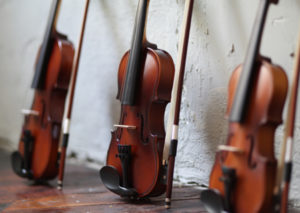 Class price includes 3 month violin rental
